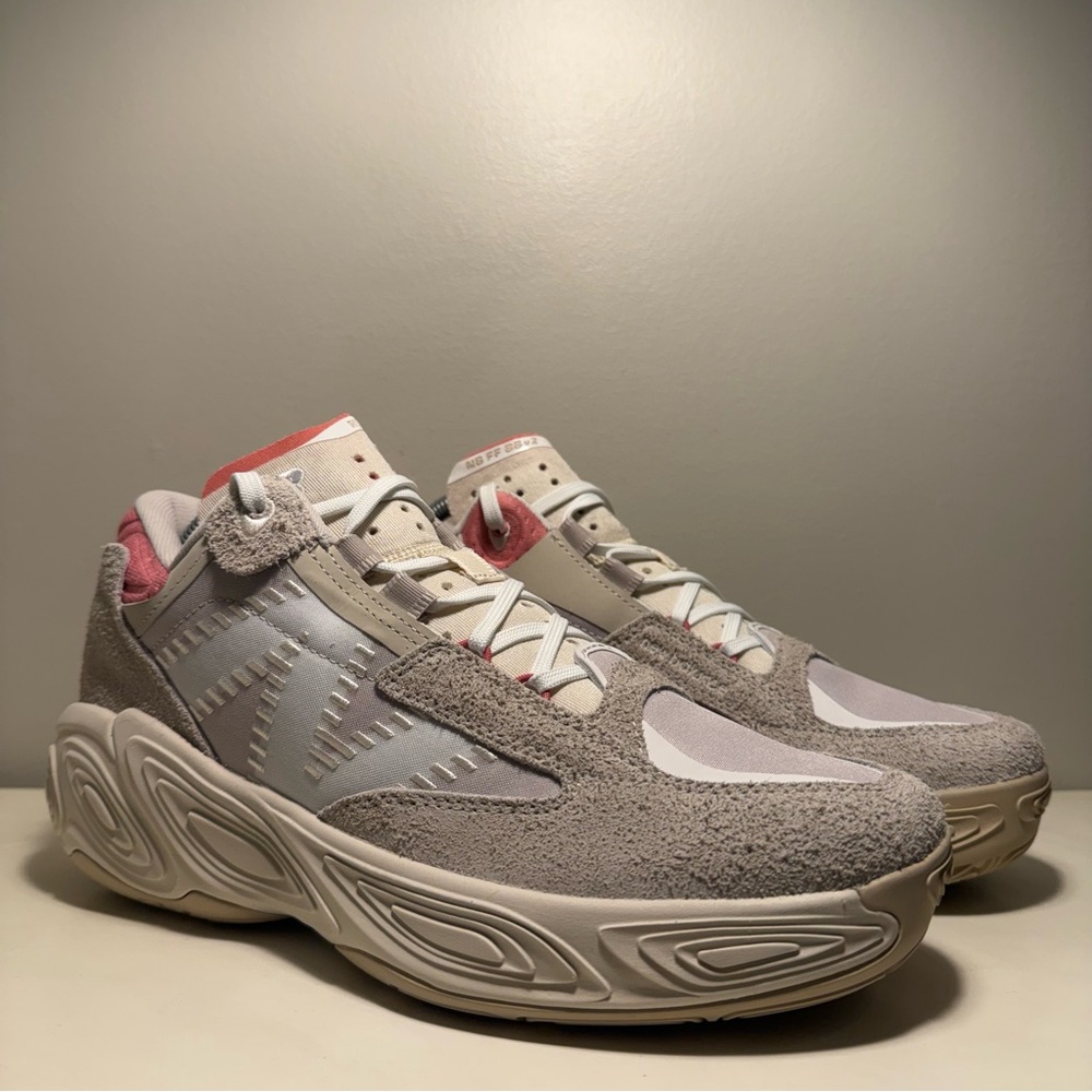 New Balance Fresh Foam BB v2 Moonbeam Pink Cream Men’s Size 8 Athletic Cushion